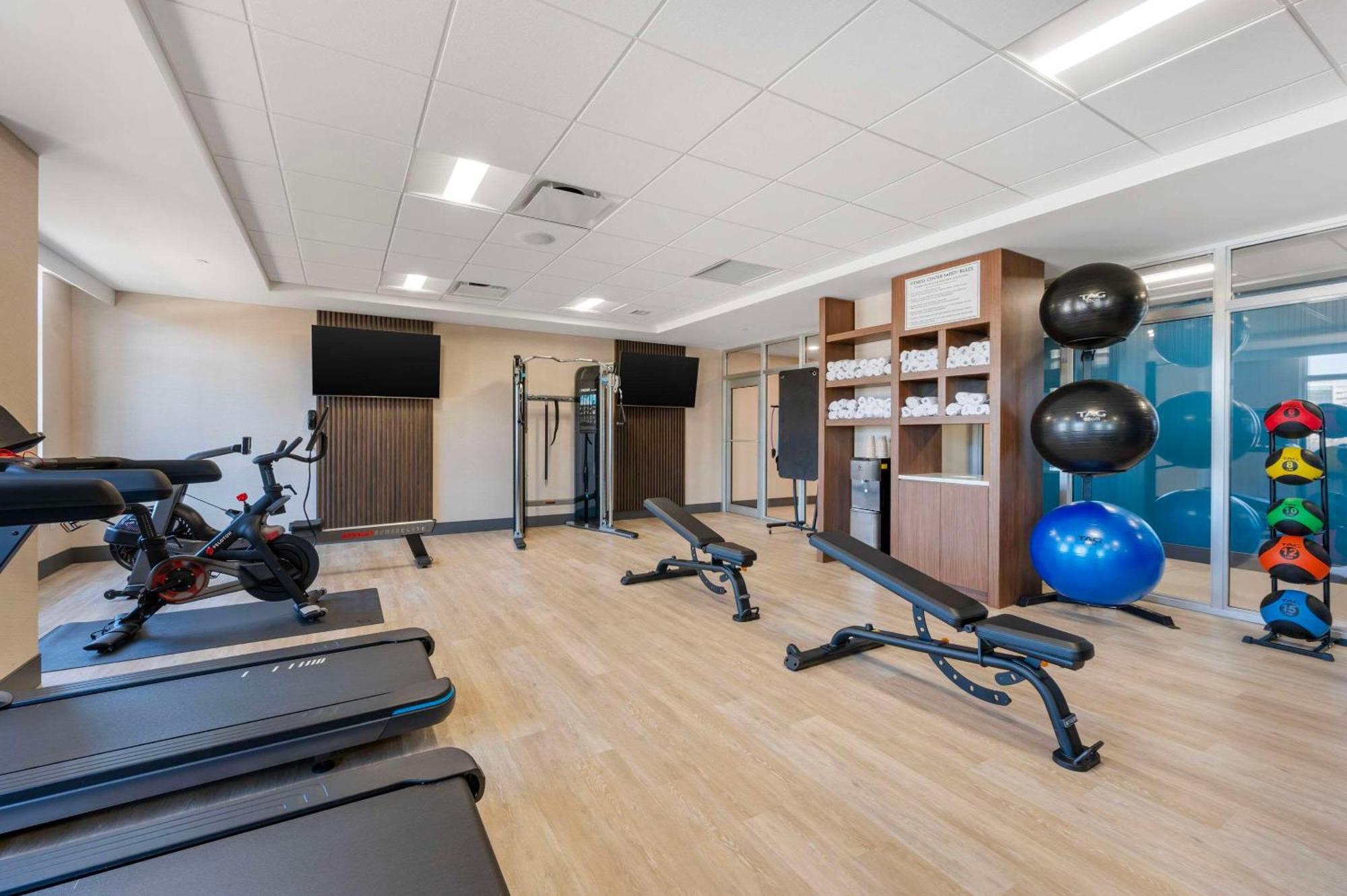 Cambria Hotel Nashville Midtown エクステリア 写真